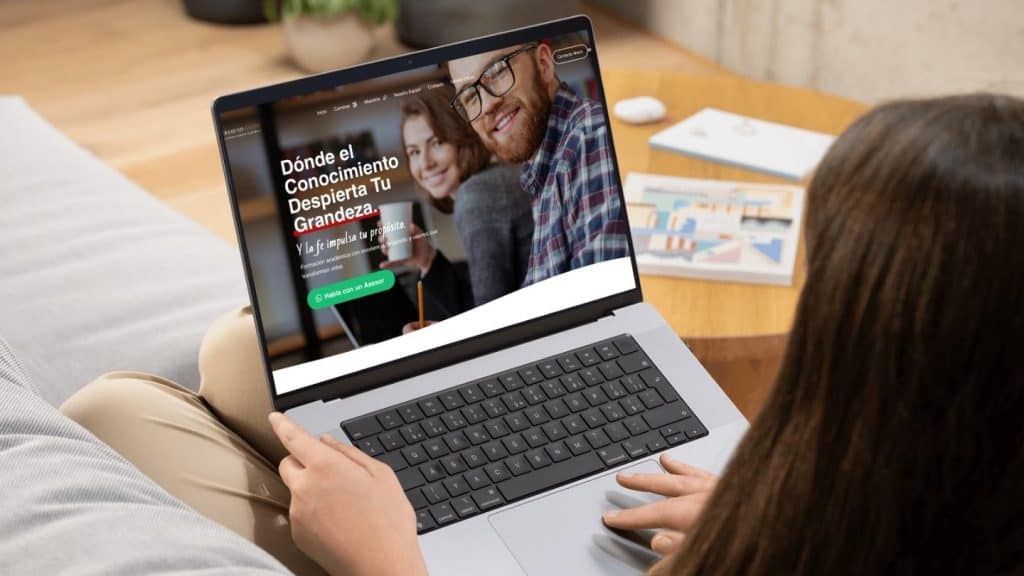 Hope Studio - Universidad Exito